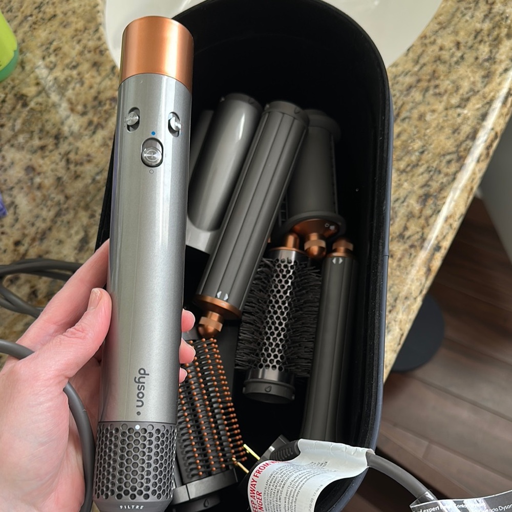 Dyson Airwrap Multi-Styler Complete Long in Gray and Copper